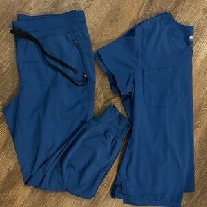Grey’s Anatomy Active women’s scrubs set in royal blue